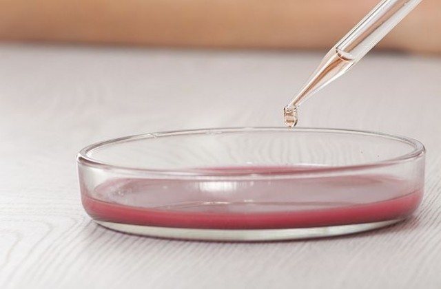 Шотландски учени напредват в създаването на изкуствена кръв