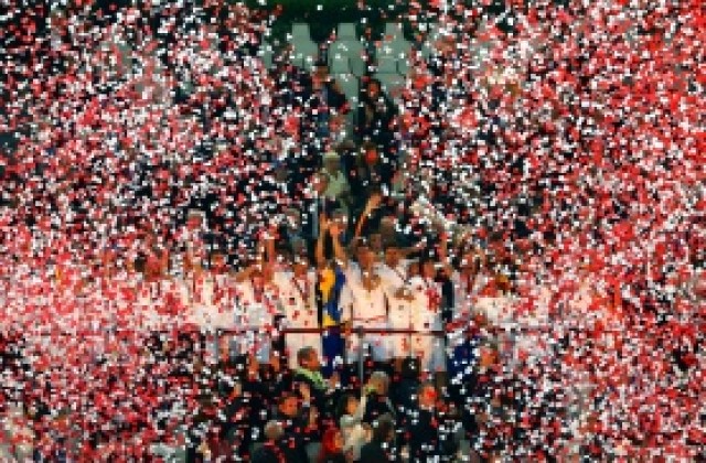 Севиля грабна ЛЕ, черната прокоба продължава да тегне над Бенфика