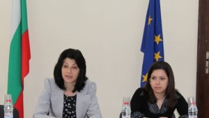 Обсъдиха адаптацията на децата в Центровете за настаняване от семеен