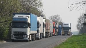 Превозвачи алармират за дефицит на шофьори на камиони
