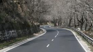 Вземат проби от пътната настилка на АМ Струма