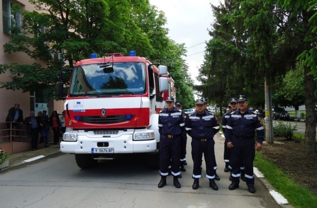 Нова придобивка за огнеборците в Стралджа