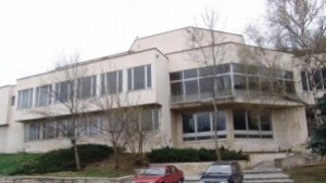 Малки гимнастички се състезават във Враца