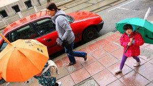 Дъждовно и студено време до август прогнозират синоптици