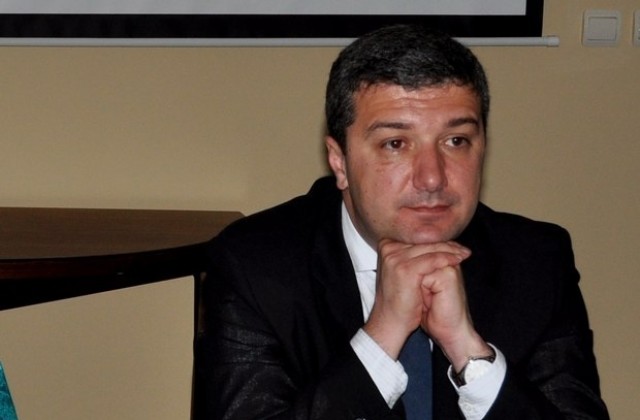 Икономиката ни бележи ръст в последните тримесечия