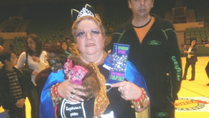 Розмари Казасова получи приз от Община Габрово