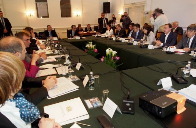 Военноинвалиди и военнопострадали ще получават нужните им лекарства безплатно