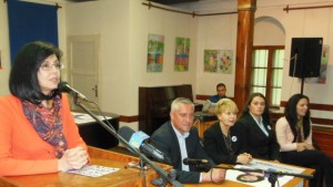 Меглена Кунева Гласувайте с 10 в бюлетината за политиците които