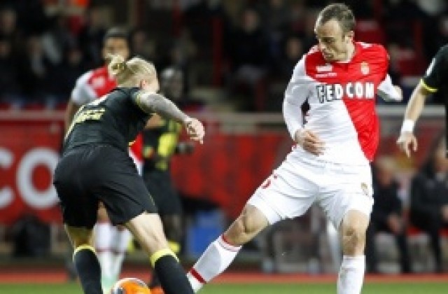 Бербатов приключи сезона с хикс, Сошо отпадна от Лига 1