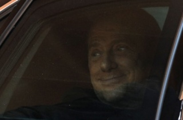 Берлускони решава съдбата на Милан след 25 май