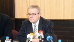 Румен Петков Прокуратурата се поддава на политически натиск