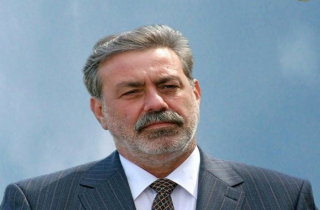 Кметът назначава комисия за оглед на стадиона за бъдещ ремонт