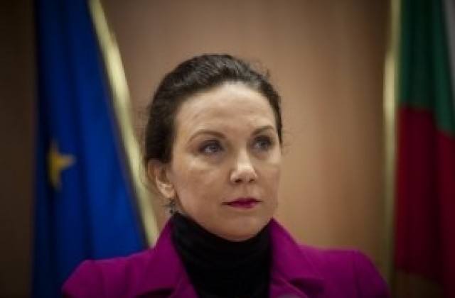 Антония Първанова: Евродепутатът трябва да знае кои са националните интереси