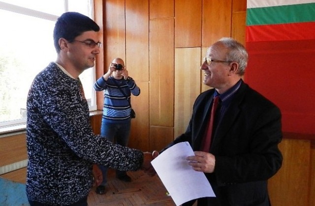 Наемат безработни по програма Сигурност