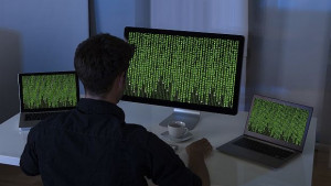 САЩ обвиняват китайски военни в електронен шпионаж