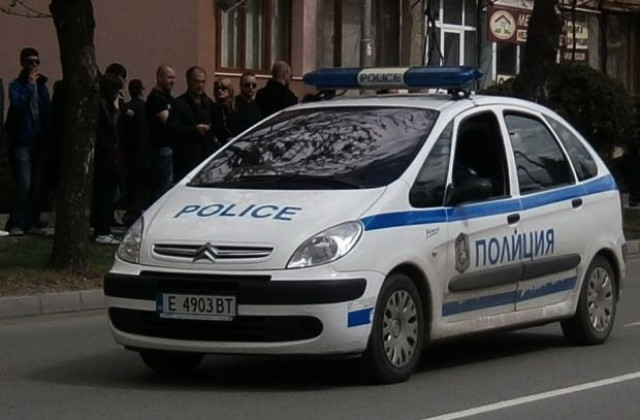 Двама ранени на пешеходна пътека