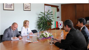 Таня Христова и Климен Кунев се срещнаха с посланик Менгхо