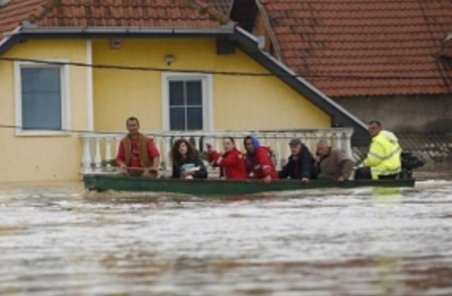 БЧК активира краткия си номер 1466 в помощ на пострадалите от наводненията