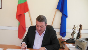 Започна кампания по набиране на средства вода и храна за