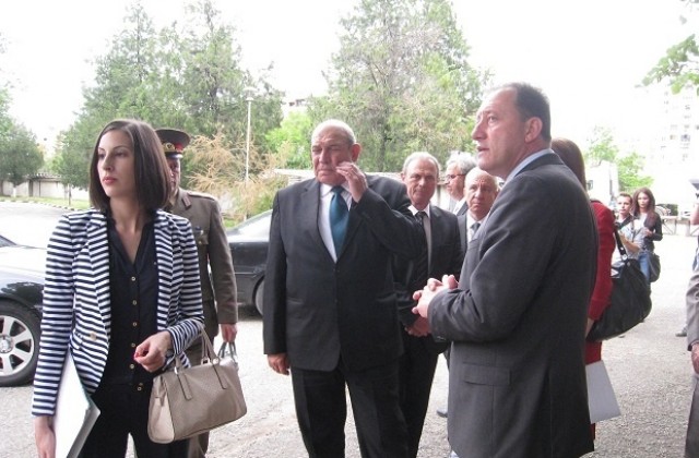 Откриват  военното поделението през октомври