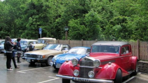 Парад на ретро автомобили по повод Карнавала в АИР Боженци