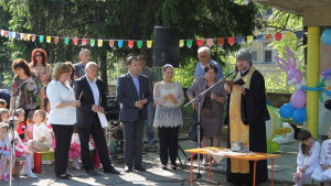 Откриха реновираната сграда на детска градина Първи юни