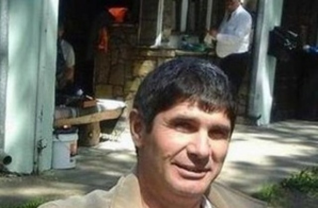 Полицията издирва 49-годишен мъж