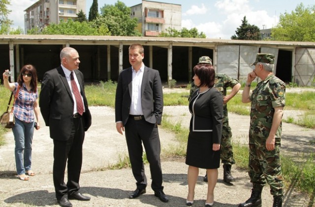 Община Стара Загора е собственик на 90 декара военен терен, ще строим парк и зала