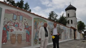 Село Крепост кандидатства за Гинес с паната на братя Паневи