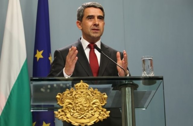 Трима учители от Кюстендил на прием при президента