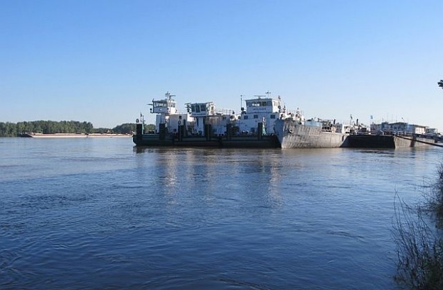 Корабоплаването по Дунав при високи води е намаляло, излиза по-скъпо