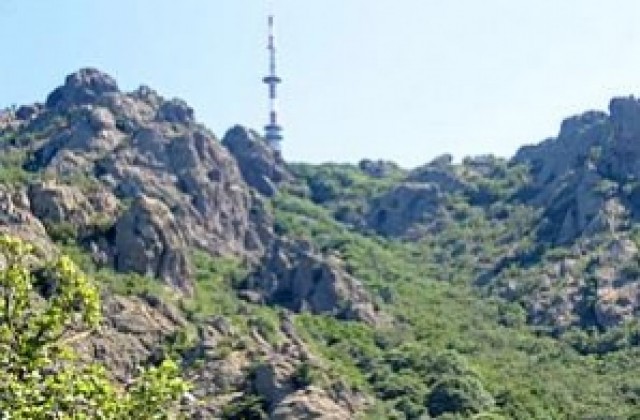 Времето на 23 май: Предимно слънчево