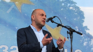 Томислав Дончев Ние избрахме не лесните пътища а правилните