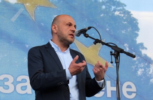 Томислав Дончев: Ние избрахме не лесните пътища, а правилните