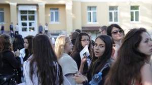 1388 Зрелостници се явяват на втора задължителна матура