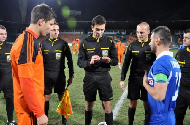 Млади футболни съдии от В. Търново получиха престижно назначение