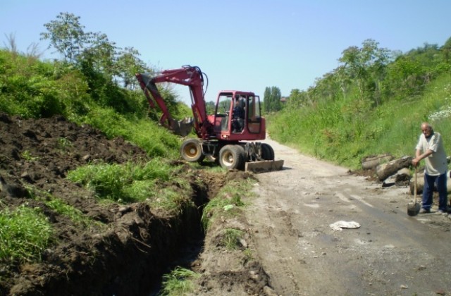Още месец ремонтират подлеза в района на Топлата вода в Дупница