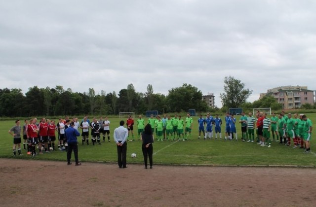 Горски играят футбол в Царево