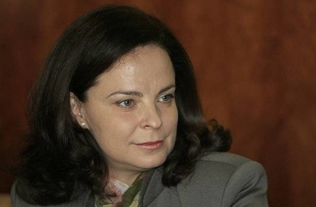 Здравният министър: Няма опасност пациентите да останат без лични лекари