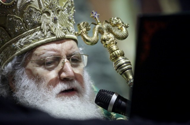 Патриарх Неофит се срещна с патриарха на Русия Кирил