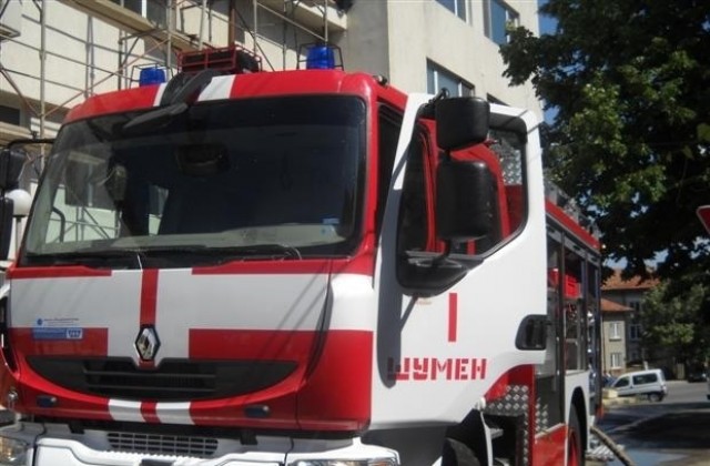 Горя частен дом в Нови пазар