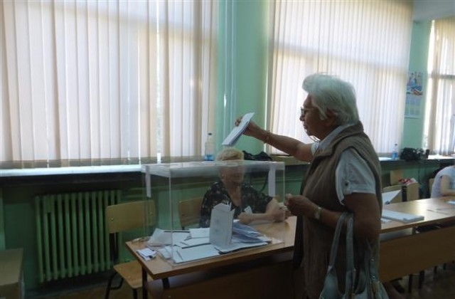 Изборният ден в Шуменско започна нормално и навреме