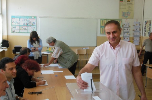 Петър Паунов: Гласувах за европейски ценности в България, но не и за деморализацията от Евровизия