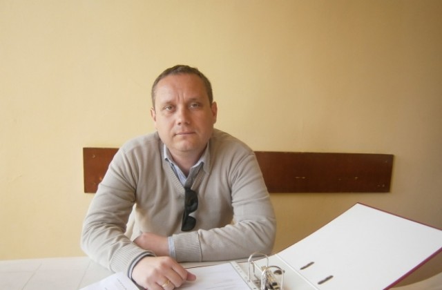 Множество сигнали за купуване на гласове. Хора от ЦИК и РИК на проверки в Бобов дол