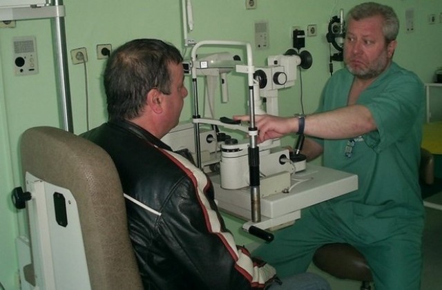 Безплатни прегледи за перде на окото