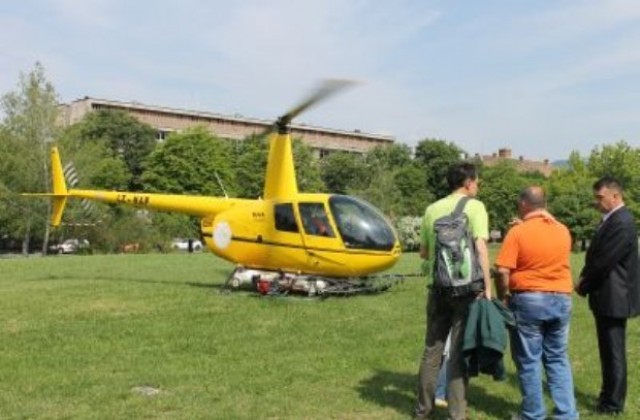 Атакуват от въздуха мароканските скакалци в Кърджалийско