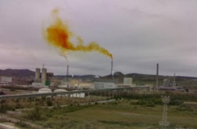 Екоинспекцията успокоява: Девненски завод изпусна газ, няма замърсяване