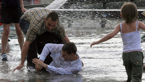 Лятото все още е мираж чака ни дъждовна седмица