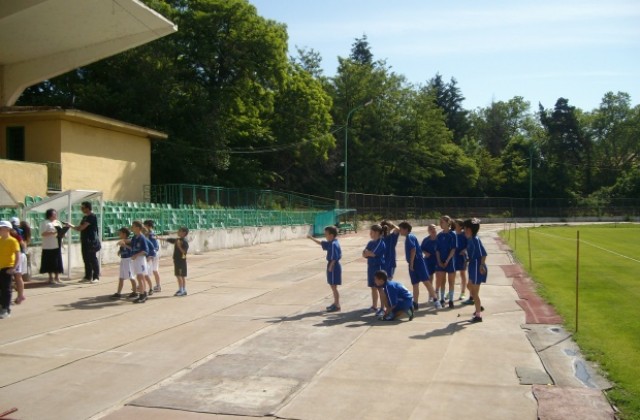 ОУ Св. Св. Кирил и Методий спечели първо място на Бързи, смели, сръчни в Кюстендил