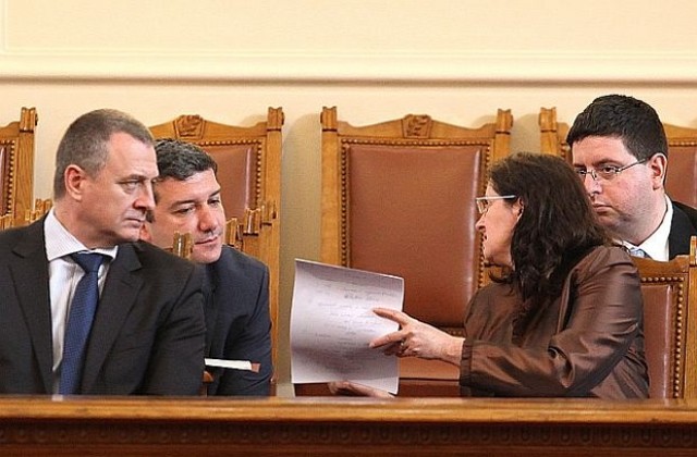 Стойнев: Мотивите за вота на недоверие са картина на енергетиката, каквато я заварихме